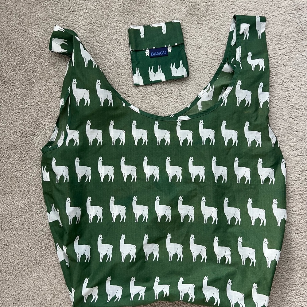 RARE!! BAGGU Forest Green Llama Tote